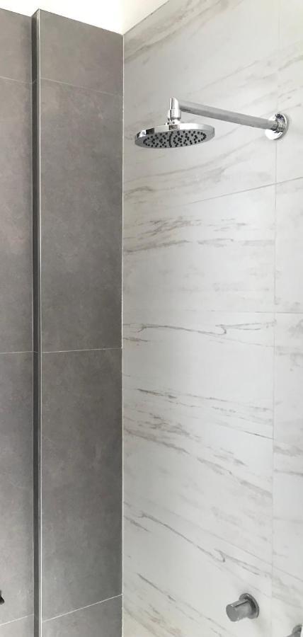 Habitaciones En Suite Balcarce บัวโนสไอเรส ภายนอก รูปภาพ