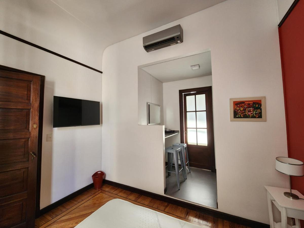 Habitaciones En Suite Balcarce บัวโนสไอเรส ภายนอก รูปภาพ